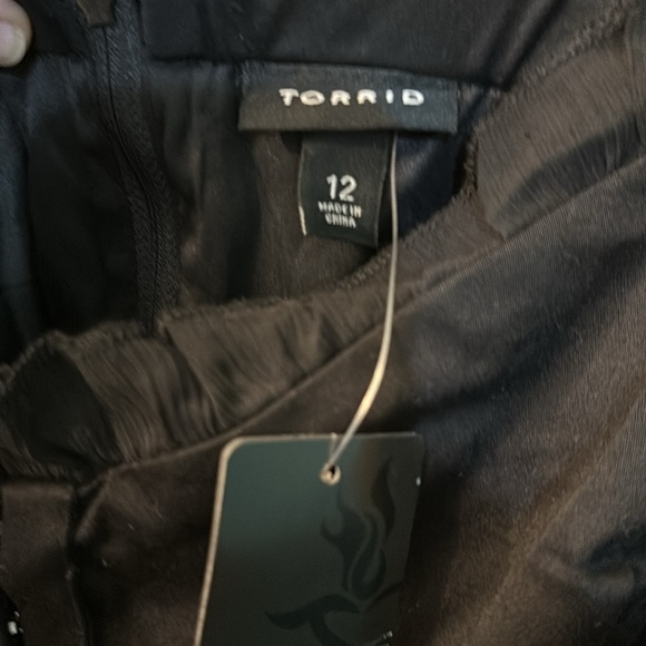 Torrid - Picture 6 of 9